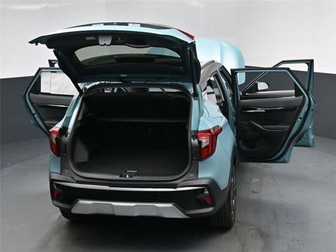 New 2026 Kia Seltos SX image 29