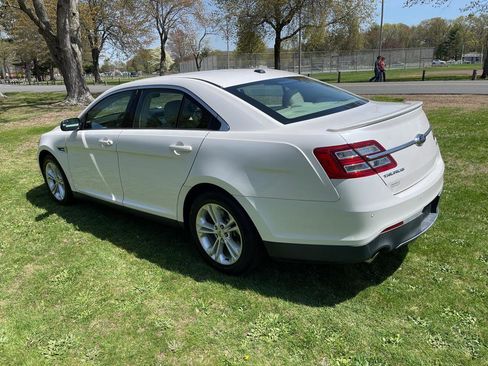 Used 2014 Ford Taurus SEL w/ Equipment Group 201A image 15