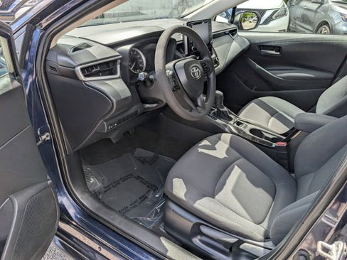 Used 2020 Toyota Corolla LE image 11