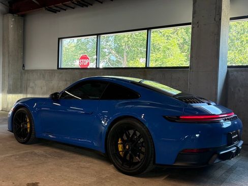 Certified 2025 Porsche 911 Carrera GTS RWD image 3