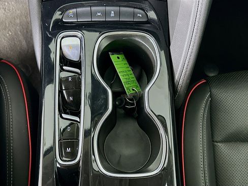 Used 2022 Buick Envision Essence w/ Technology Package I FWD image 25