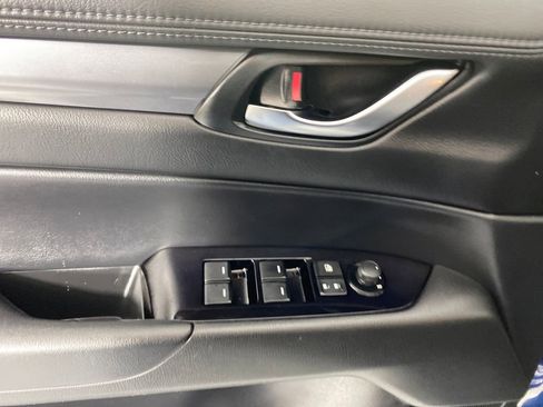 Used 2020 MAZDA CX-5 Touring image 11