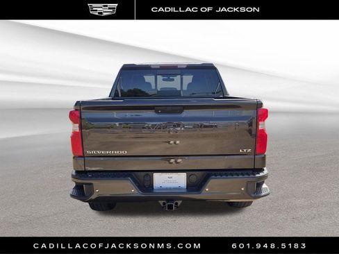 Used 2021 Chevrolet Silverado 1500 LTZ RWD image 26