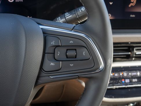 New 2026 Buick Envista Avenir FWD image 25