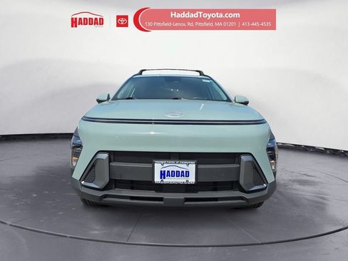 Used 2024 Hyundai Kona SEL AWD/4WD image 9