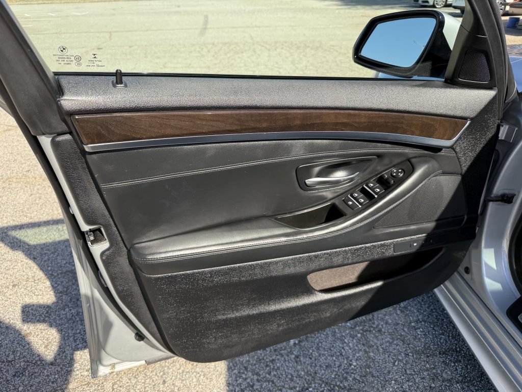 Used 2016 BMW 528i Sedan RWD image 18