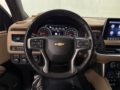 Used 2021 Chevrolet Tahoe Premier w/ Premium Package image 34