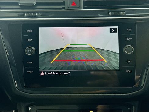 Used 2023 Volkswagen Tiguan SE R-Line FWD image 22