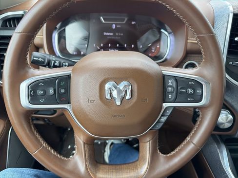 Used 2023 RAM 1500 Limited AWD/4WD image 17