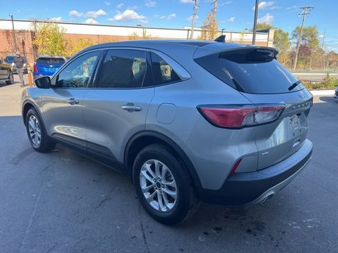 Used 2022 Ford Escape SE w/ Convenience Package image 7