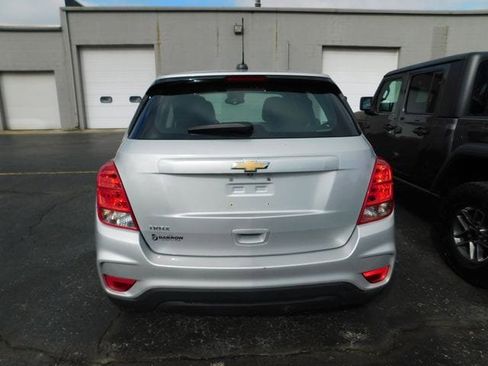 Used 2019 Chevrolet Trax LS image 7