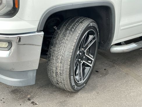 Used 2017 GMC Sierra 1500 SLE w/ SLE Value Package AWD/4WD image 33
