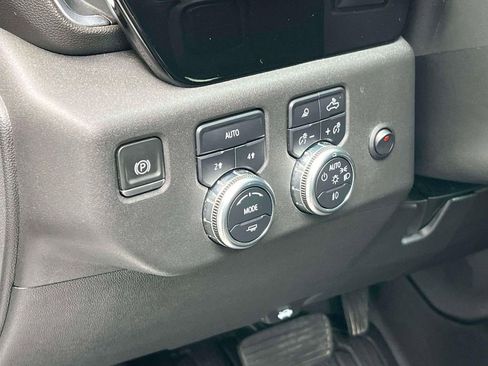 Used 2022 GMC Sierra 1500 SLT image 29