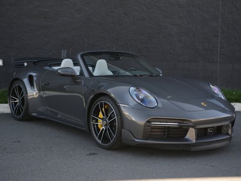 Certified 2022 Porsche 911 Turbo S image 9