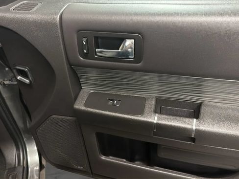 Used 2019 Ford Flex SEL w/ Equipment Group 202A FWD image 18