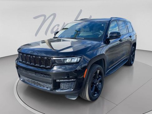 Used 2025 Jeep Grand Cherokee L Limited w/ Luxury Tech Group II AWD/4WD image 4