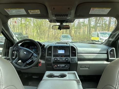 Used 2021 Ford F350 XL w/ Power Equipment Group AWD/4WD image 16