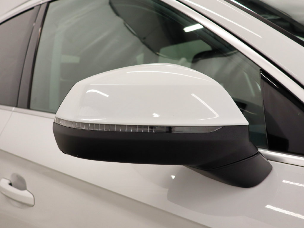 Used 2018 Audi Q5 2.0T Premium Plus w/ Premium Plus Package AWD/4WD image 14