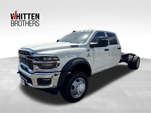 New 2026 RAM 5500 Tradesman w/ Chrome Appearance Group AWD/4WD image 1