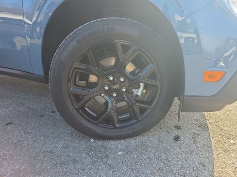 Certified 2025 Ford Maverick Lariat w/ Black Appearance Package image 7