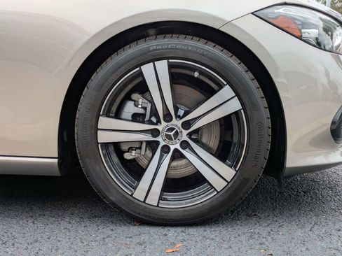 Used 2022 Mercedes-Benz C 300 Sedan image 11