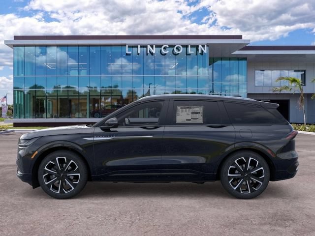 New 2026 Lincoln Nautilus Reserve AWD/4WD image 3