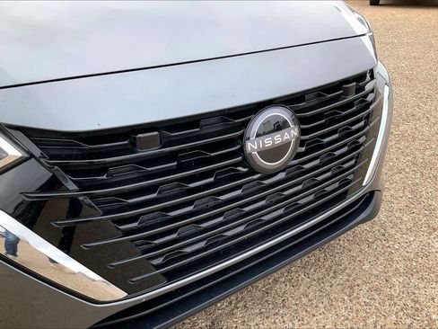 Used 2024 Nissan Sentra S image 36