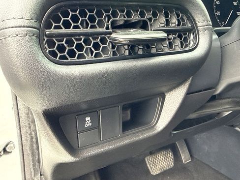 Certified 2023 Honda HR-V LX image 21