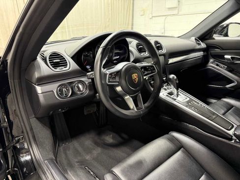 Used 2023 Porsche 718 Cayman image 10