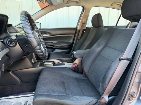 Used 2012 Honda Accord LX image 12