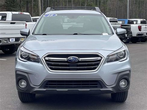 Used 2018 Subaru Outback 2.5i Limited image 33