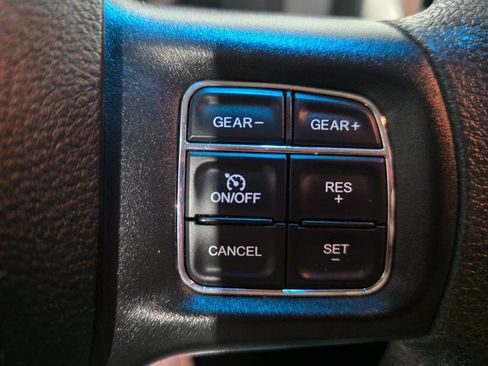 Used 2019 RAM 1500 Classic SLT image 6