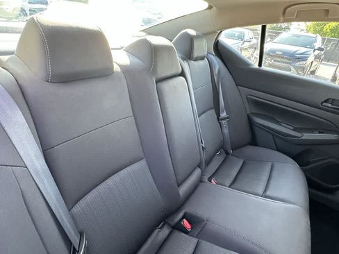 Used 2024 Nissan Altima 2.5 SV FWD image 26
