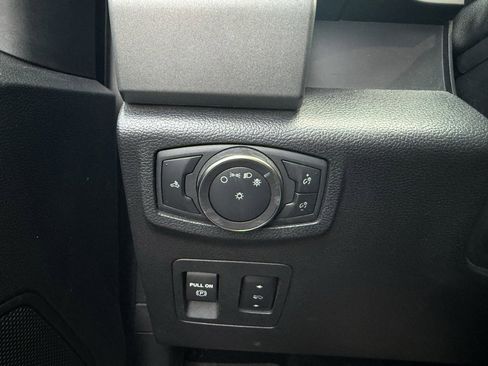 Certified 2019 Ford F150 Raptor w/ Equipment Group 801A Mid image 13