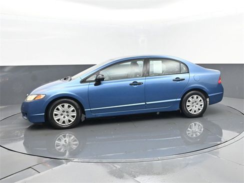 Used 2010 Honda Civic DX-VP image 5