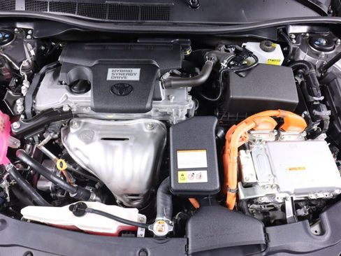 Used 2017 Toyota Camry SE FWD image 39