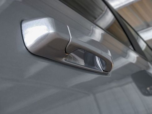 Used 2024 RAM 2500 Big Horn w/ Sport Appearance Package image 37