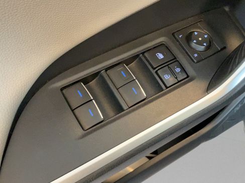 Certified 2022 Toyota RAV4 Limited AWD/4WD image 22