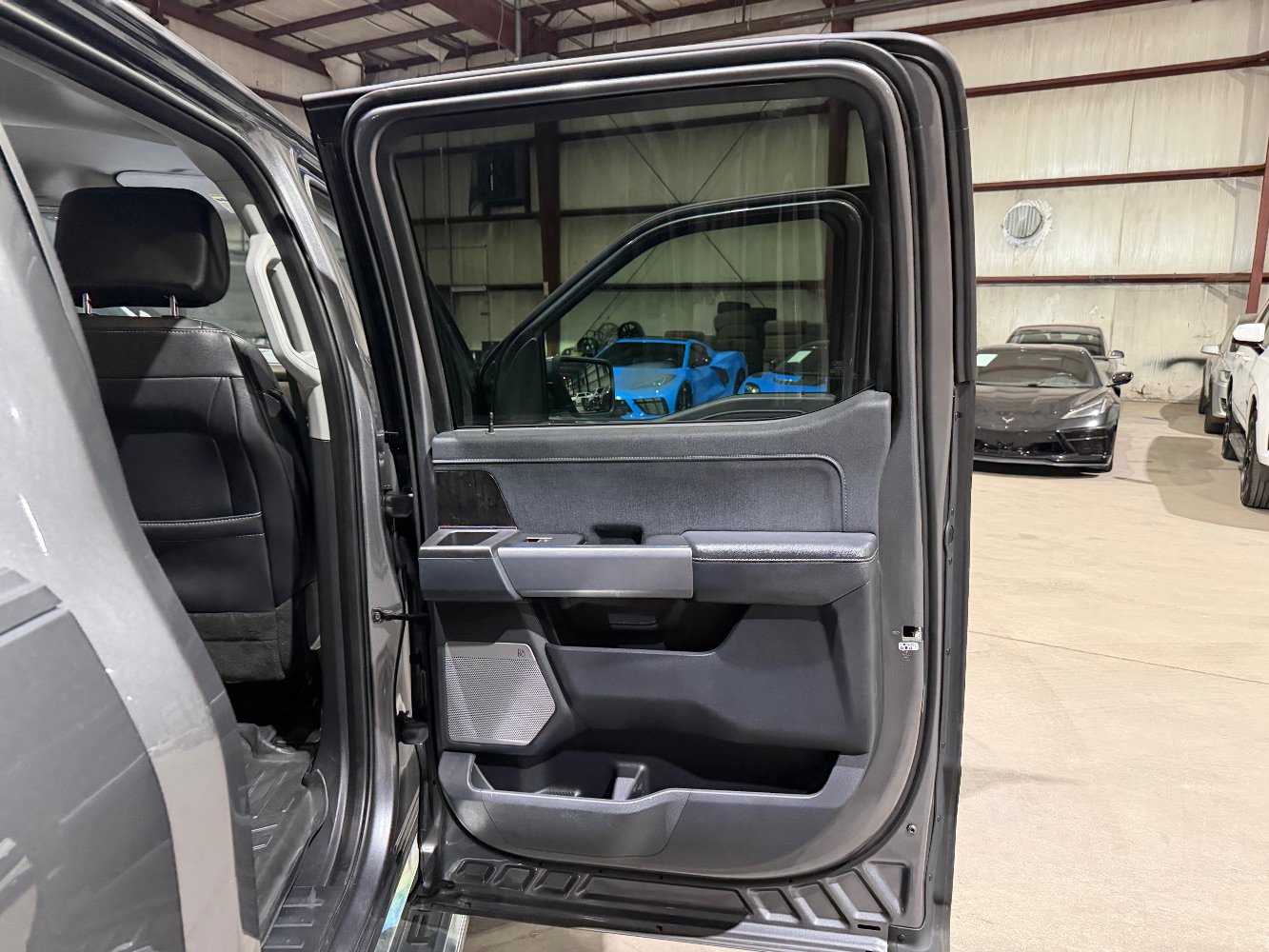 Used 2022 Ford F150 Lariat AWD/4WD image 19