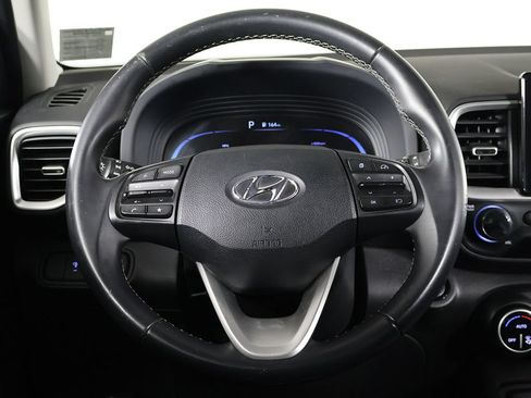 Certified 2024 Hyundai Venue SEL FWD image 32