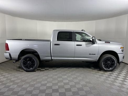 New 2026 RAM 2500 Big Horn AWD/4WD image 6