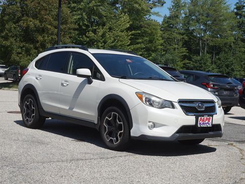 Used 2015 Subaru Crosstrek 2.0i Premium AWD/4WD image 3