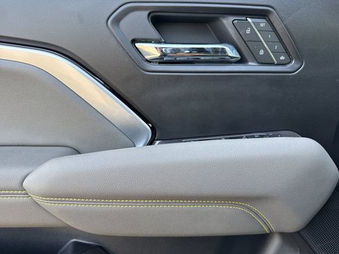 New 2026 Chevrolet Colorado ZR2 w/ ZR2 Bison Edition image 10