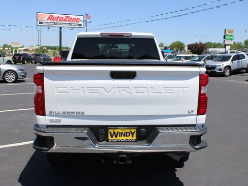 Used 2023 Chevrolet Silverado 2500 LT w/ Convenience Package AWD/4WD image 7