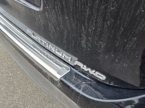 Used 2021 Toyota Highlander Platinum AWD/4WD image 10