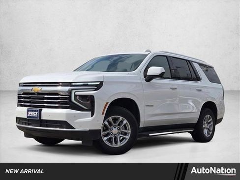 Used 2025 Chevrolet Tahoe LT image 1