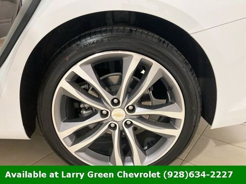 Used 2023 Chevrolet Malibu LT image 25