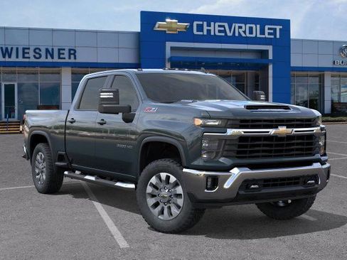 New 2026 Chevrolet Silverado 2500 LT image 7