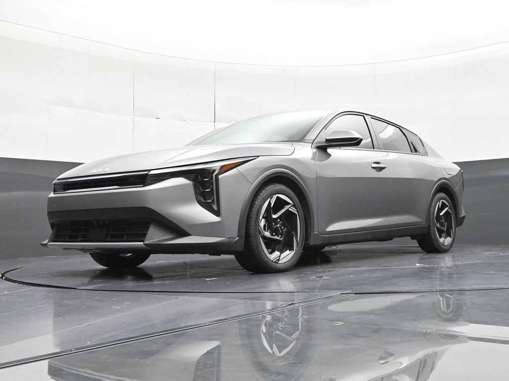 Used 2025 Kia K4 EX FWD image 23