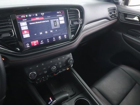Used 2025 Dodge Durango GT image 27